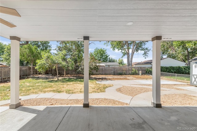 13124 Robins Dr, Denver, CO 80239 - photo 25