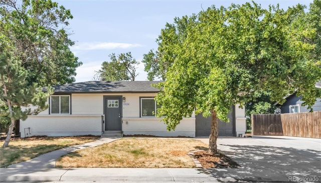 13124 Robins Dr, Denver, CO 80239 - photo 31