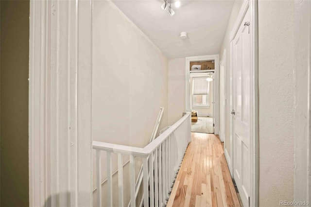 709 27th St, Denver, CO 80205 - hall featuring light wood-style flooring