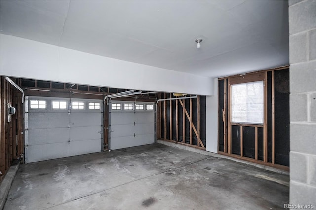 1409 S Moline St, Aurora, CO 80012 - view of garage