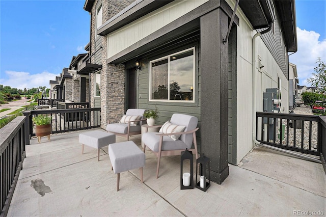 2054 S Upham Way, Denver, CO 80227 - view of patio