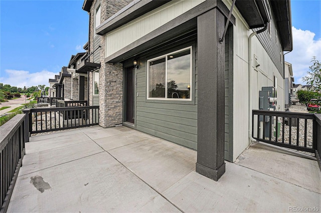 2054 S Upham Way, Denver, CO 80227 - view of balcony