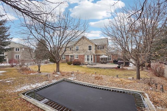 view of front of property with a front lawn