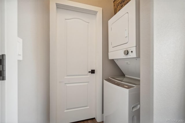 248 Writers Way, Colorado Springs, CO 80903 - laundry room with stacked washer / drying machine