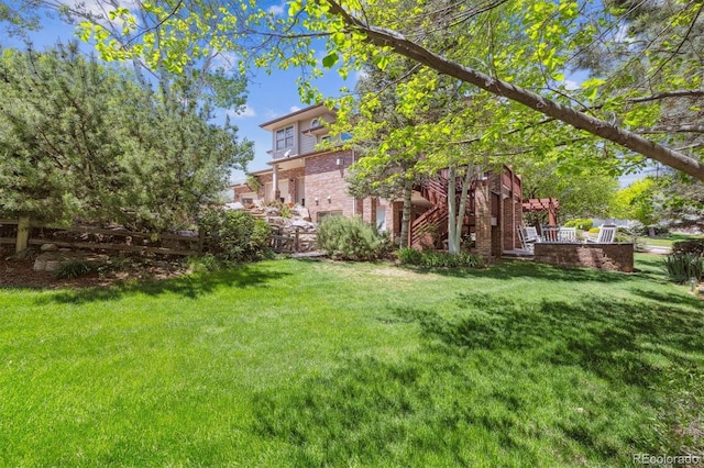 9880 E Progress Cir, Greenwood Village, CO 80111 - view of green lawn