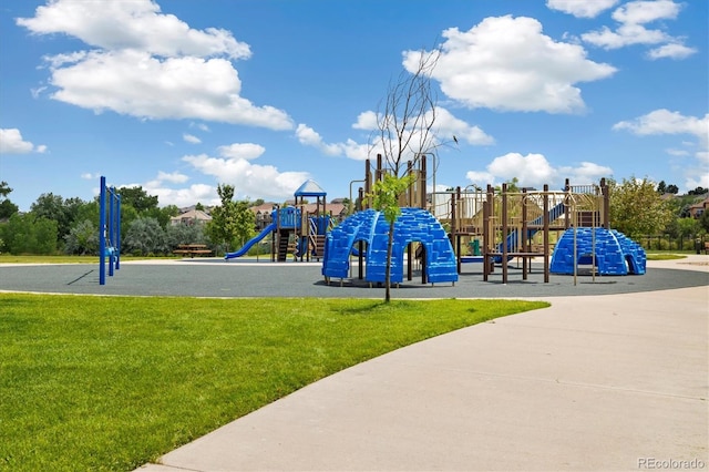 14443 W 88th Dr Unit B, Arvada, CO 80005 - community play area with a lawn