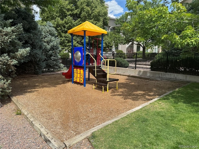 8416 Pebble Creek Way Unit 203, Highlands Ranch, CO 80126 - view of communal playground