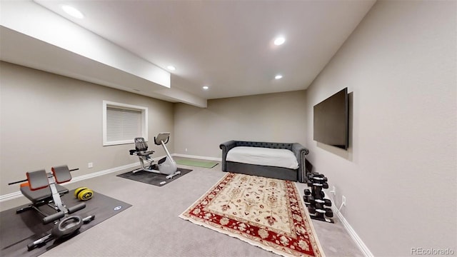 exercise room featuring carpet floors