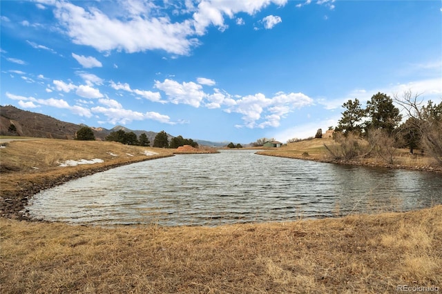 water view featuring a mountain view