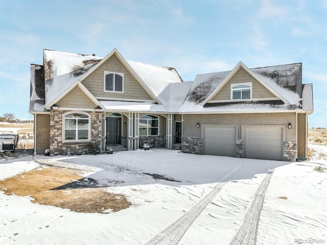 craftsman house featuring a garage