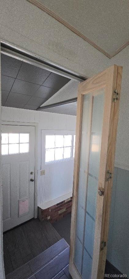 4635 Teller St, Wheat Ridge, CO 80033 - view of entryway