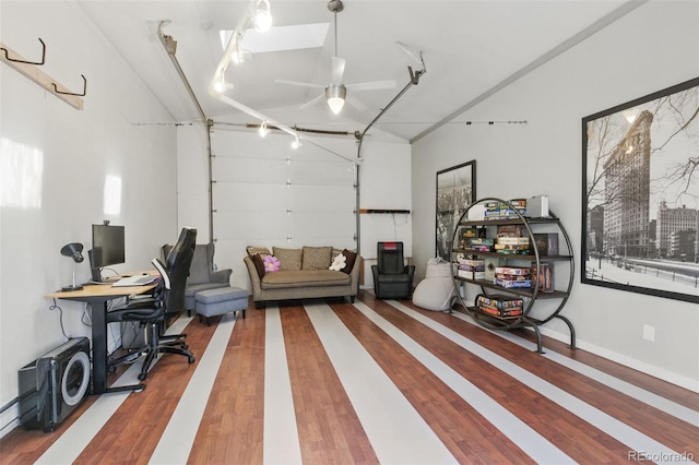 garage featuring ceiling fan