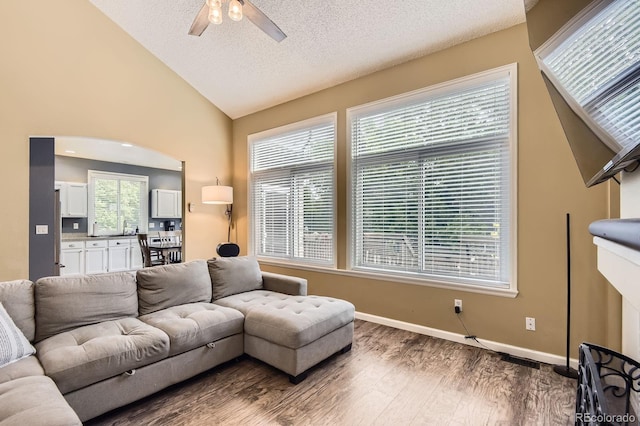 9146 Sugarstone Cir, Highlands Ranch, CO 80130 - photo 5