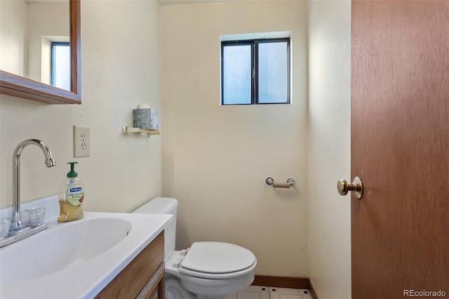 874 Mercury Cir, Lone Tree, CO 80124 - bathroom featuring healthy amount of natural light and vanity