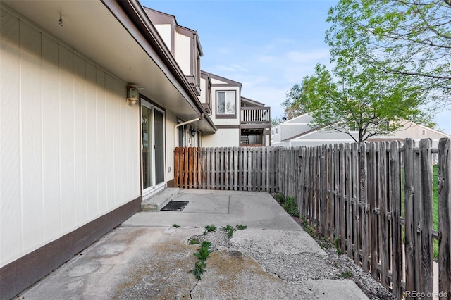view of patio featuring a fenced backyard