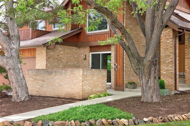 10572 E Orchard Pl, Englewood, CO 80111 - view of front facade featuring brick siding