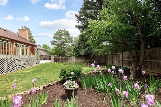 10572 E Orchard Pl, Englewood, CO 80111 - view of yard with a wooden deck