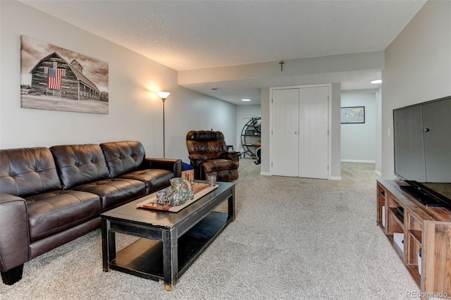 living area featuring light colored carpet, recessed lighting, and baseboards