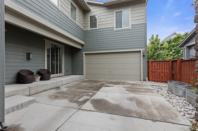8464 E 55th Pl, Denver, CO 80238 - garage with driveway
