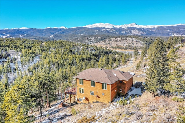 drone / aerial view featuring a mountain view