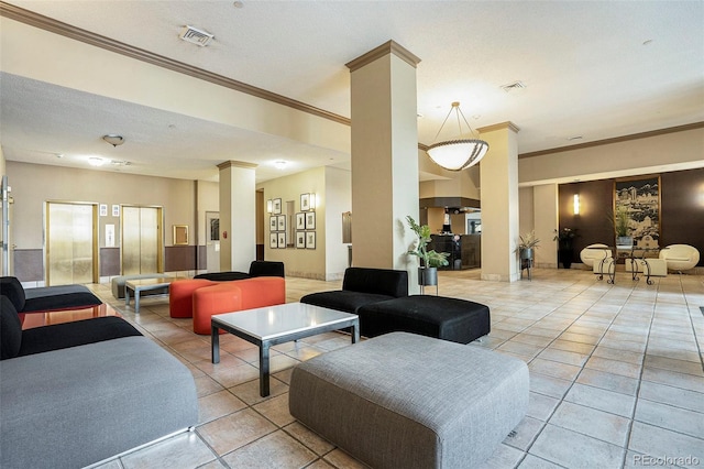 1020 15th St Unit 7A, Denver, CO 80202 - common area with visible vents