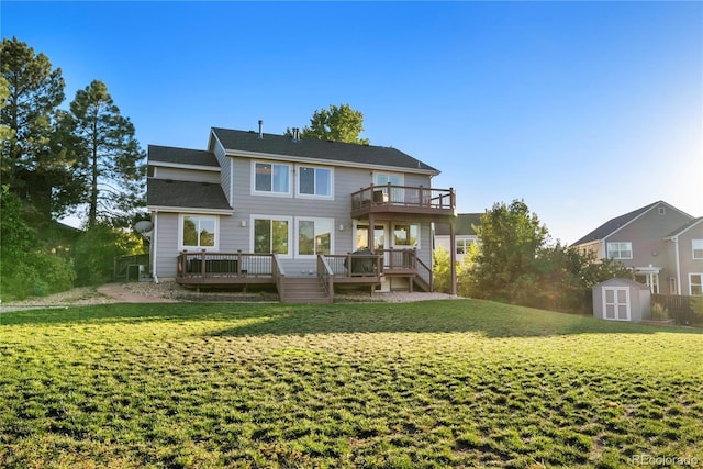 10039 Heatherwood Pl, Highlands Ranch, CO 80126 - back of property featuring a storage shed, an outdoor structure, a deck, and a yard