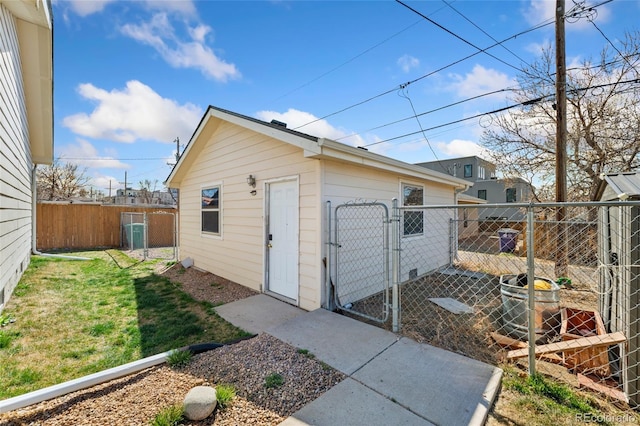 2019 S Fox St, Denver, CO 80223 - view of outdoor structure with a gate