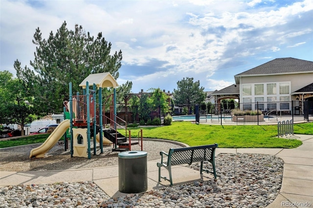 452 Black Feather Loop Unit 612, Castle Rock, CO 80104 - community jungle gym with a community pool