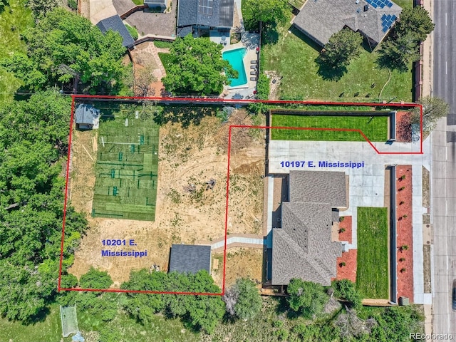 10197 E Mississippi Ave, Denver, CO 80247 - aerial overview of property's location with property boundaries highlighted and a pool
