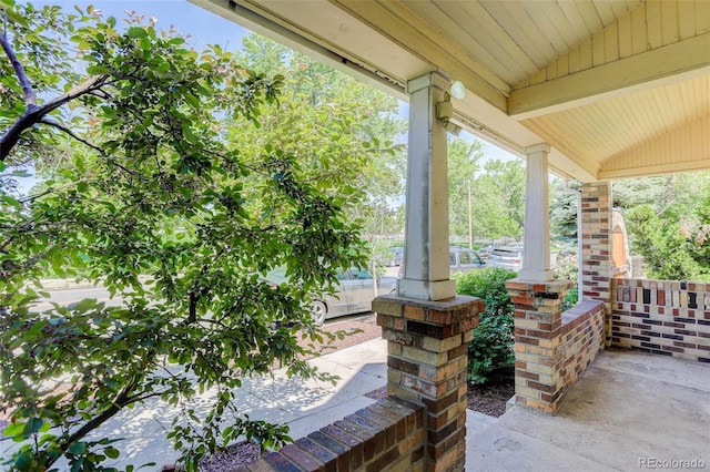 4032 Lipan St, Denver, CO 80211 - view of covered porch