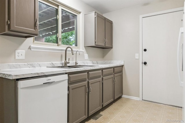 8671 W Star Cir, Littleton, CO 80128 - photo 9