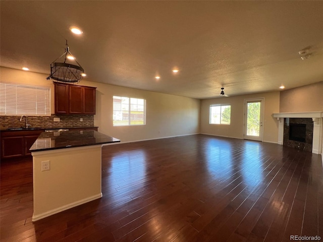 Listing photo 2 for 3212 S Kirk Way, Aurora CO 80013