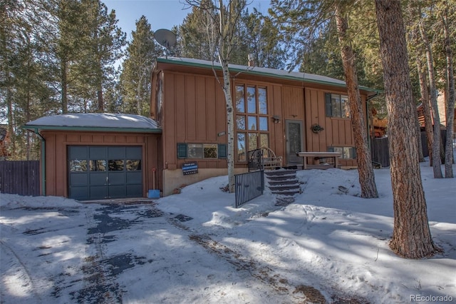 view of front of home with a garage