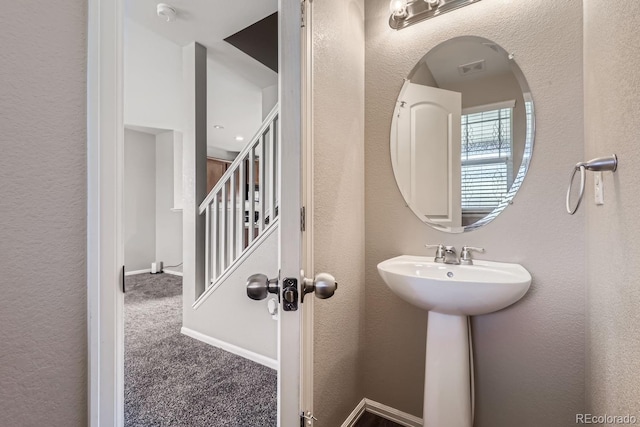 bathroom with sink