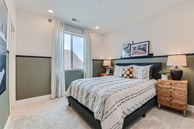 bedroom with recessed lighting, carpet flooring, visible vents, and baseboards