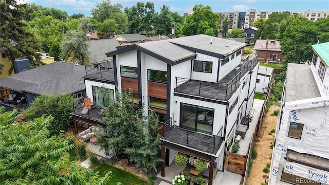 2147 S Sherman St, Denver, CO 80210 - view of front of house featuring a balcony