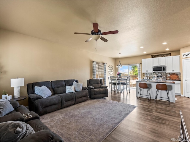 1973 Village Dr, Milliken, CO 80543 - photo 4