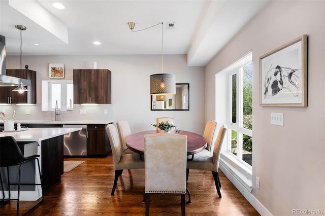 dining area featuring dark wood-style floors and recessed lighting