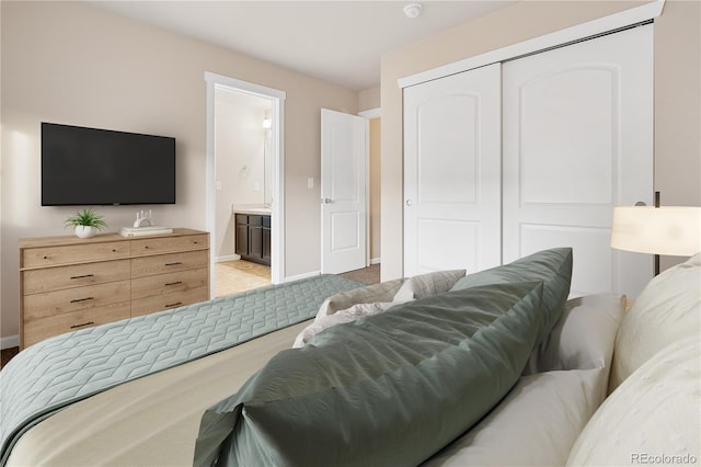 living room with light colored carpet and baseboards