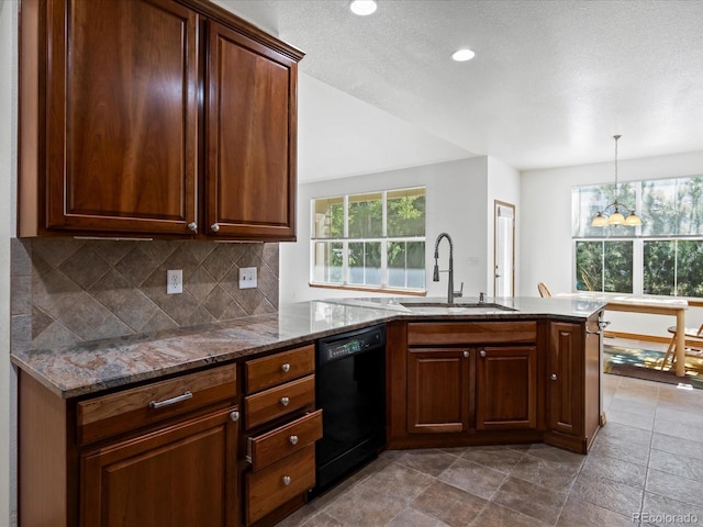 7254 S Kellerman Way, Aurora, CO 80016 - kitchen featuring dishwasher, a peninsula, healthy amount of natural light, tasteful backsplash, and recessed lighting