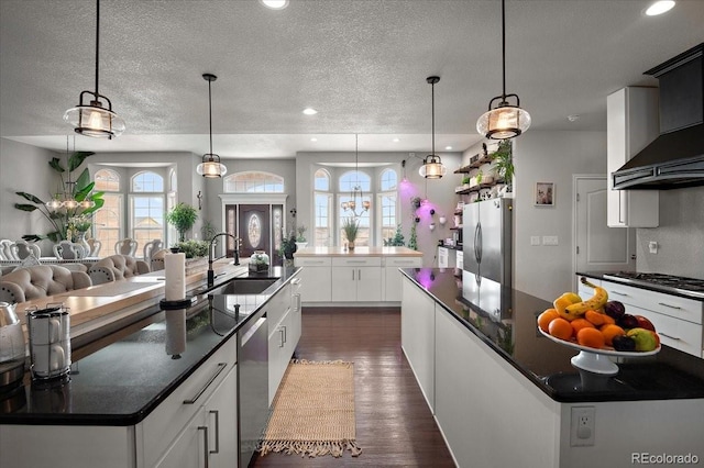 1073 W El Esperante Dr, Pueblo, CO 81007 - photo 12