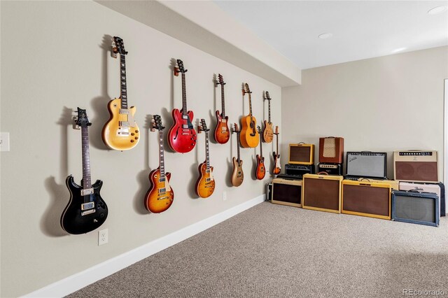rec room with carpet flooring, baseboards, and recessed lighting