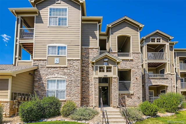 2900 Blue Sky Cir Unit 5-103, Erie, CO 80516 - photo 2