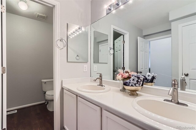 9758 Laredo St Unit 1E, Commerce City, CO 80022