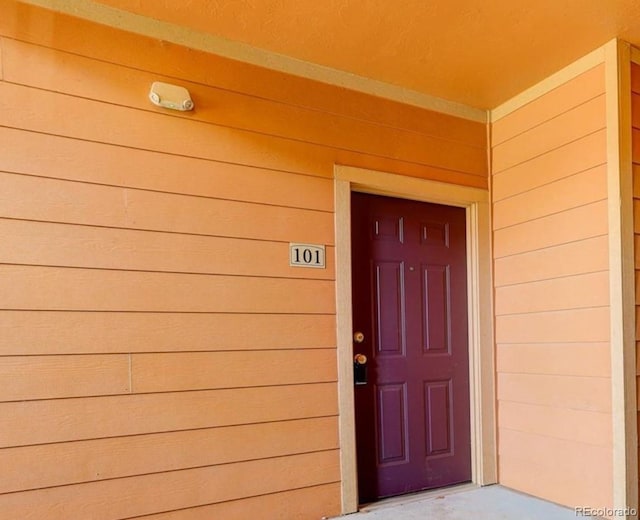 view of entrance to property