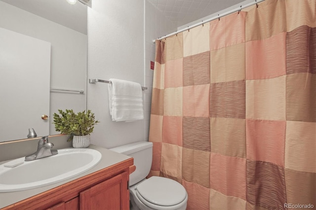 2845 Cherry Way, Parker, CO 80138 - full bath with vanity and a shower with shower curtain