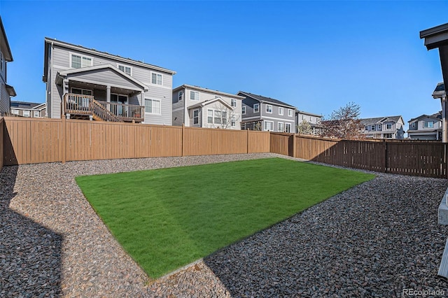 1011 White Leaf Cir, Castle Rock, CO 80108 - view of yard featuring a residential view