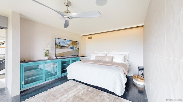 bedroom featuring ceiling fan