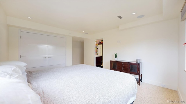 bedroom featuring a closet