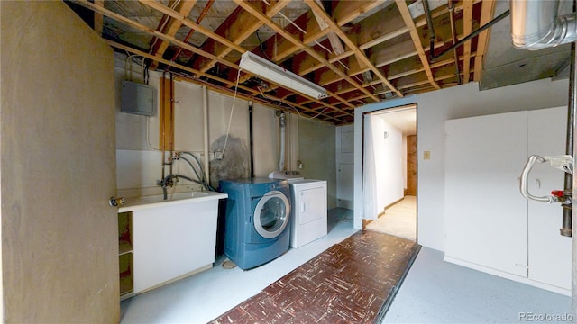 4420 Teller St, Wheat Ridge, CO 80033 - washroom featuring washing machine and dryer